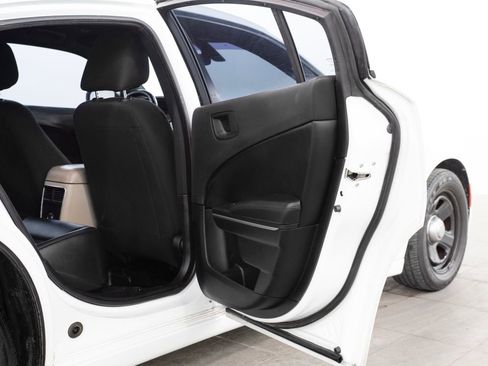 Used 2018 Dodge Charger Police w/ Fleet Safety Group image 17