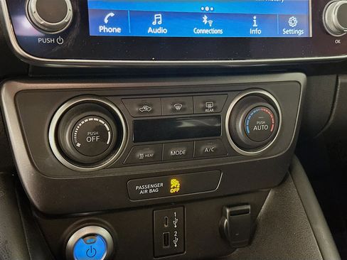 Used 2024 Nissan Leaf S FWD image 23
