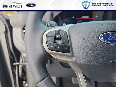 New 2026 Ford Explorer Active RWD image 21