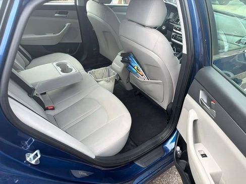 Used 2018 Hyundai Sonata SE FWD image 6