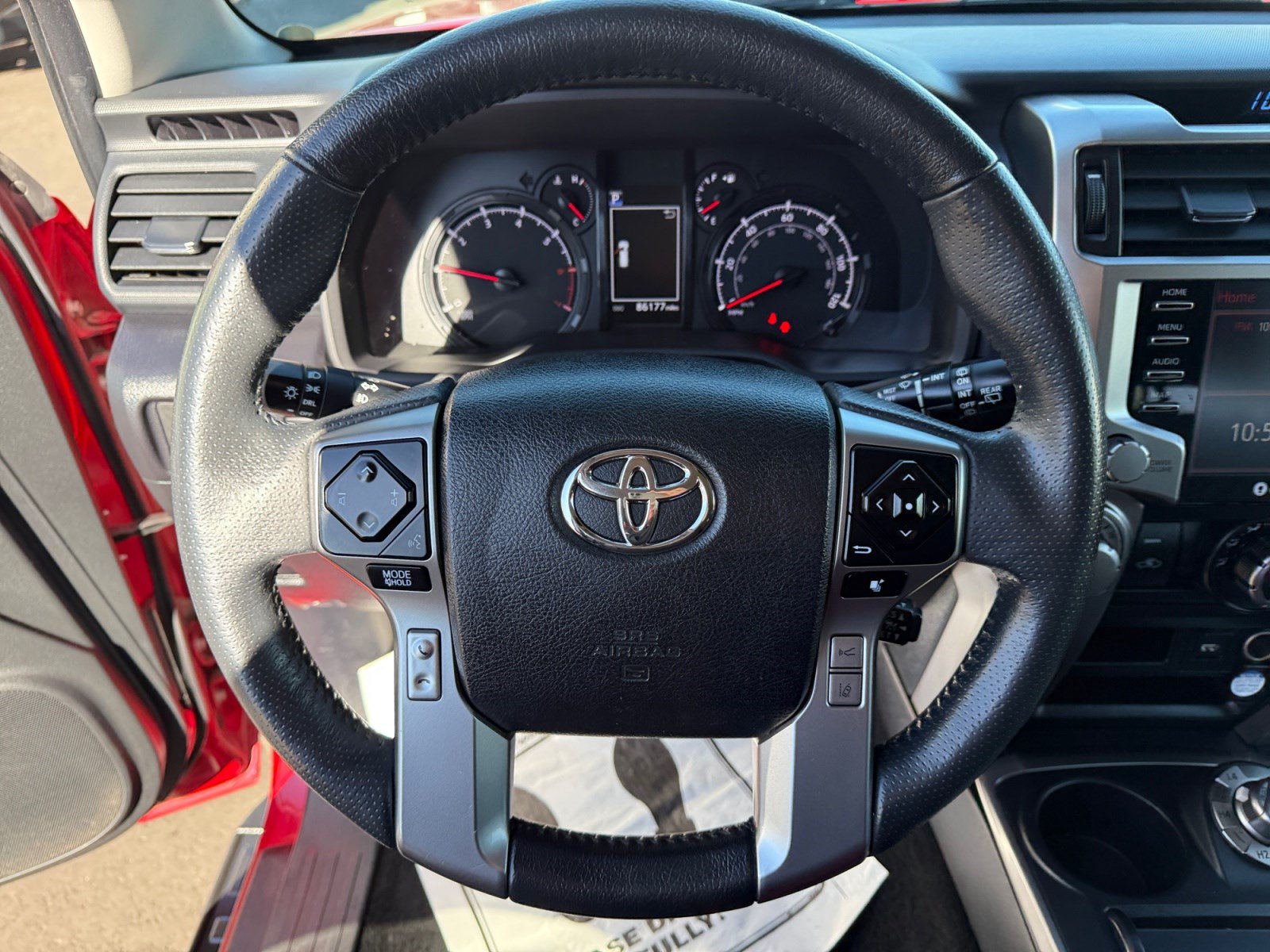 Used 2021 Toyota 4Runner SR5 AWD/4WD image 9