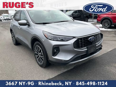 Used 2023 Ford Escape SE w/ PHEV Premium Package image 1