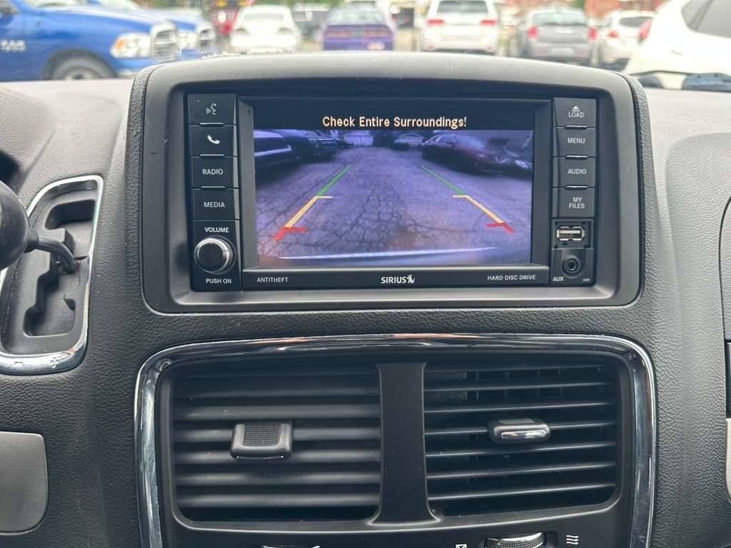 Used 2018 Dodge Grand Caravan GT FWD image 16