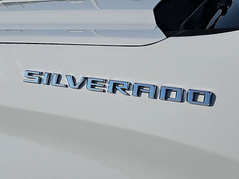 Certified 2019 Chevrolet Silverado 1500 LT w/ Convenience Package AWD/4WD image 36
