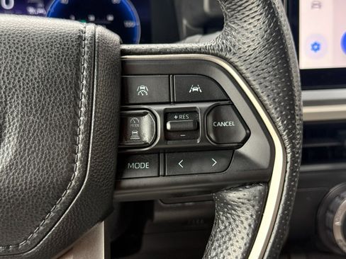 Used 2024 Toyota Tacoma TRD Sport image 34