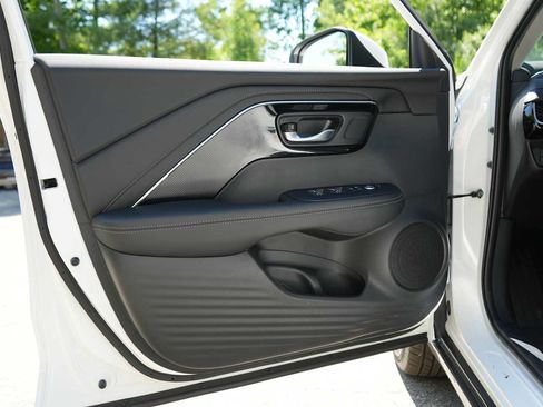 Certified 2026 Acura ADX AWD image 15
