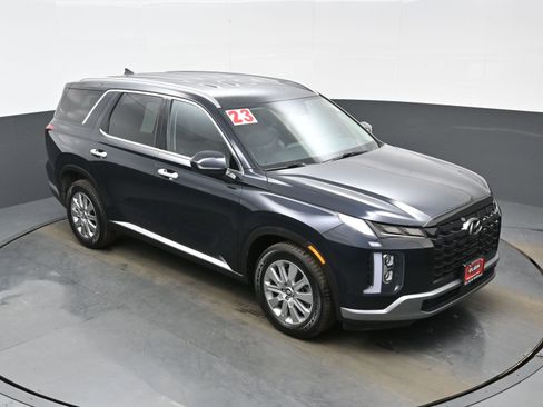 Used 2023 Hyundai Palisade SEL image 34