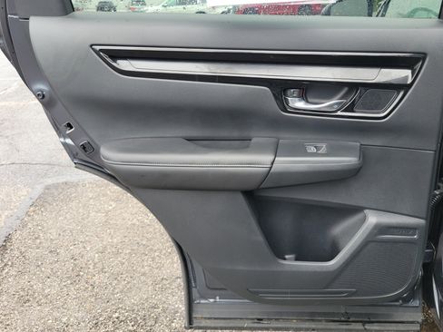 Used 2025 Honda CR-V EX-L image 16
