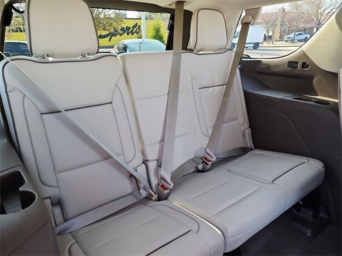 Used 2022 GMC Yukon Denali w/ Denali Ultimate Package image 20