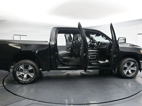 Used 2023 RAM 1500 Laramie AWD/4WD image 32