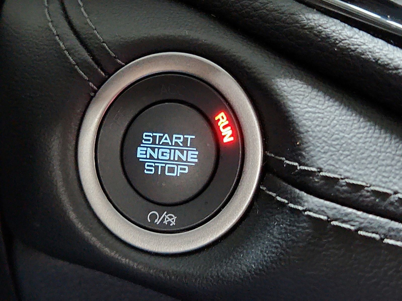 Used 2022 Dodge Durango SXT AWD/4WD image 18