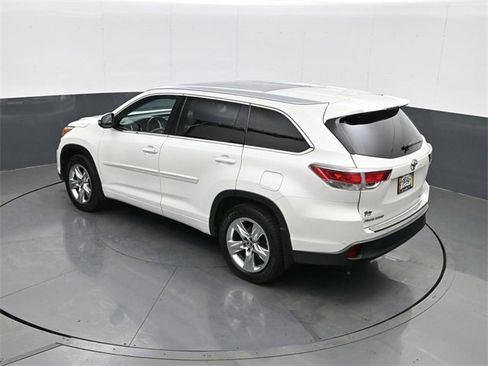 Used 2016 Toyota Highlander Limited Platinum image 20