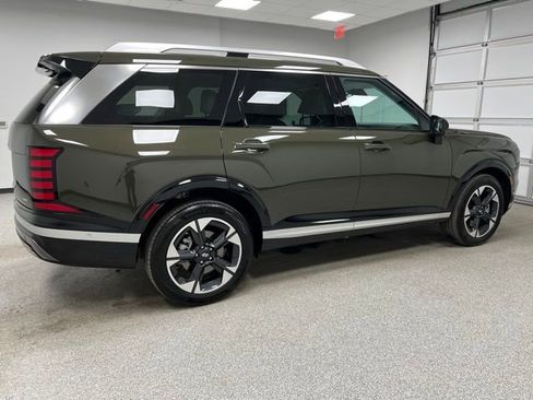Used 2026 Hyundai Palisade Limited AWD/4WD image 10