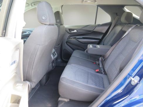 Used 2022 Chevrolet Equinox LT AWD/4WD image 23
