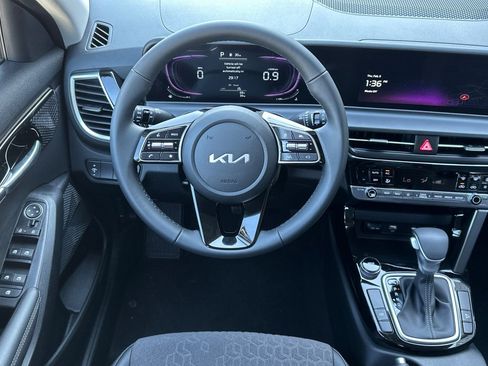 New 2026 Kia Seltos S FWD image 15