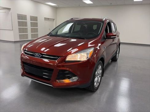 Used 2015 Ford Escape Titanium image 3