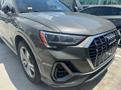 Used 2021 Audi Q3 2.0T Premium w/ Convenience Package AWD/4WD image 14