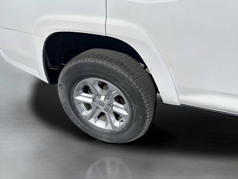 Used 2023 Toyota 4Runner SR5 AWD/4WD image 13