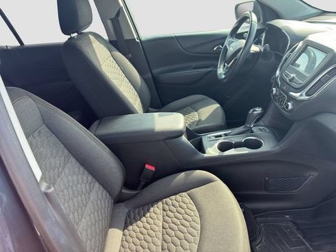 Used 2018 Chevrolet Equinox LT AWD/4WD image 19