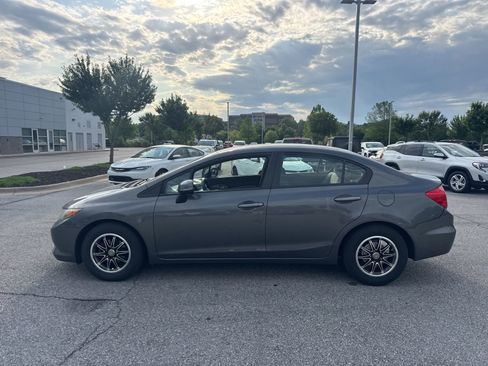 Used 2012 Honda Civic LX image 7