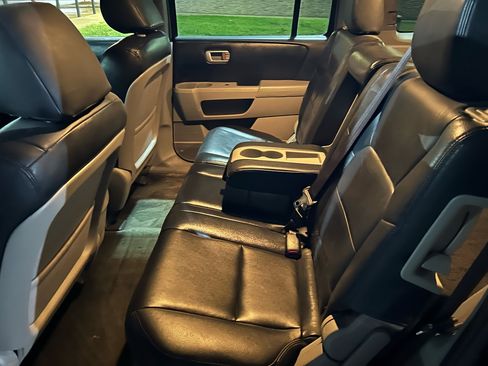 Used 2014 Honda Pilot EX image 10