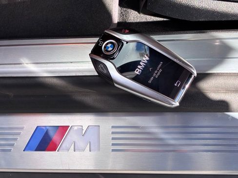 Used 2022 BMW 750i xDrive w/ Luxury Rear Seating Package AWD/4WD image 74