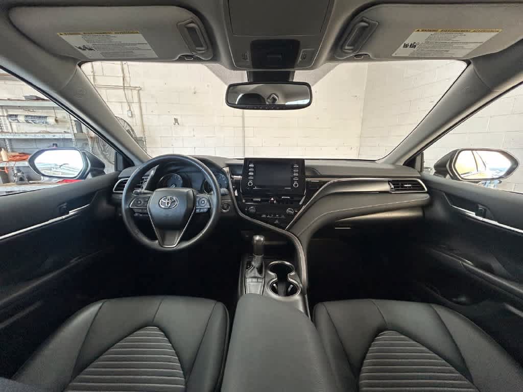 Used 2024 Toyota Camry SE w/ Convenience Package FWD image 10