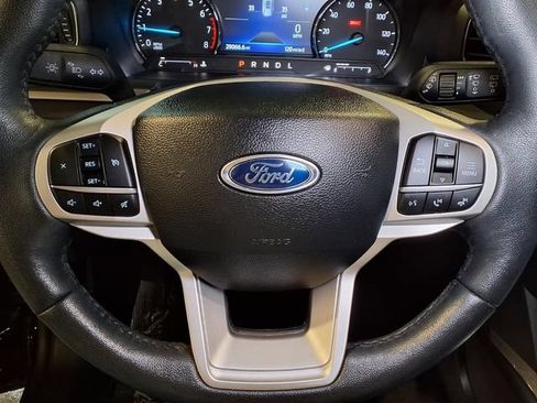 Used 2023 Ford Explorer XLT w/ Equipment Group 202A AWD/4WD image 12