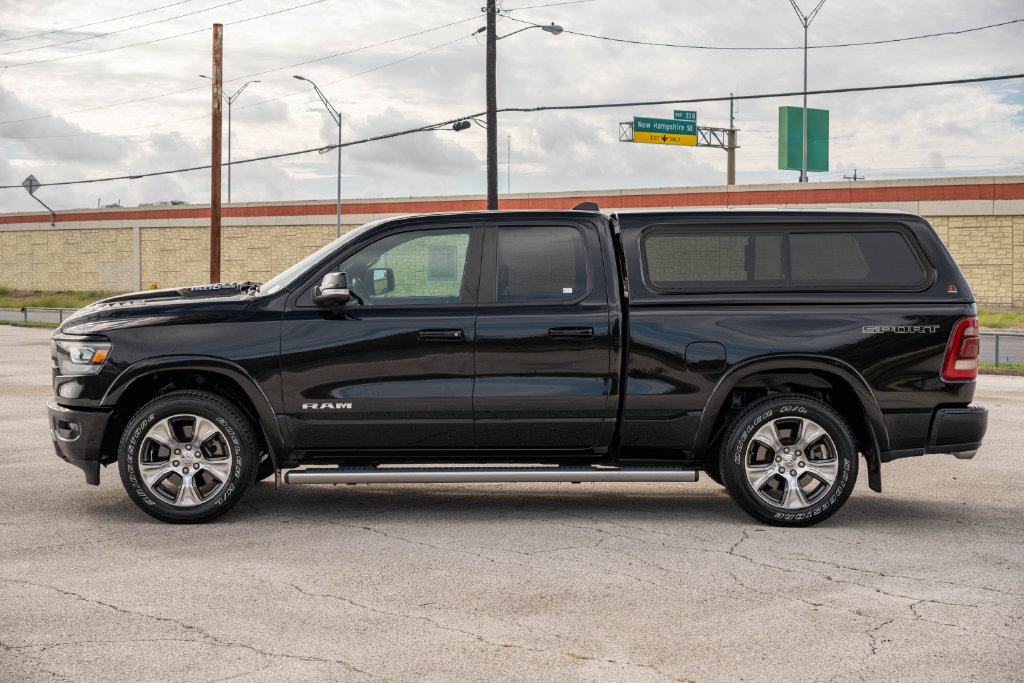 Used 2022 RAM 1500 Laramie w/ Sport Appearance Package AWD/4WD image 5