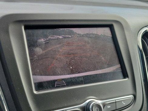 Used 2022 Chevrolet Equinox RS image 29