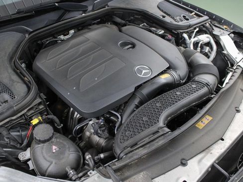 Used 2023 Mercedes-Benz E 350 4MATIC Sedan image 43