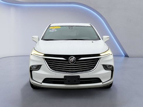 Used 2024 Buick Enclave Premium image 8