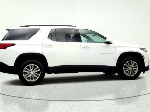 Used 2023 Chevrolet Traverse LT w/ LPO, Floor Liner Package AWD/4WD image 4