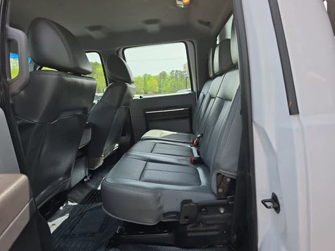 Used 2016 Ford F550 2WD Crew Cab Super Duty image 30