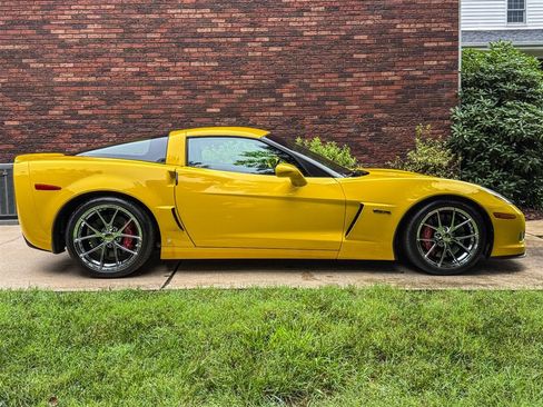 Used 2009 Chevrolet Corvette Z06 w/ Preferred Equipment Group RWD image 31