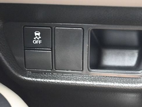 Used 2023 Honda HR-V LX image 21