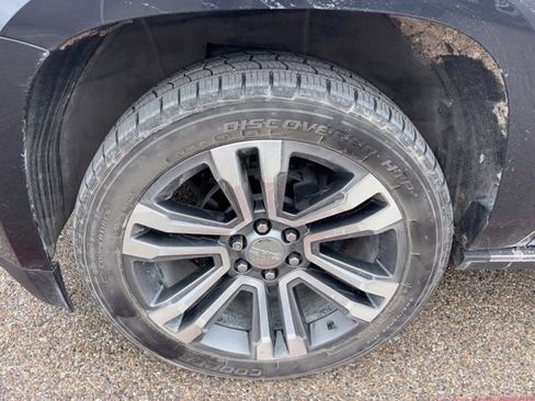 Used 2020 GMC Yukon Denali w/ Denali Ultimate Package AWD/4WD image 4
