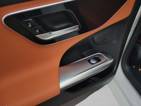 Certified 2025 Mercedes-Benz C 300 Sedan image 26