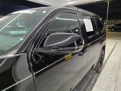 Used 2023 Jeep Wagoneer Series II image 11