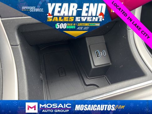 Used 2022 Ford Edge SEL w/ Convenience Package image 24