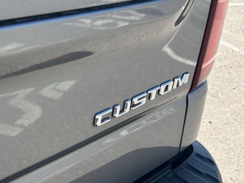 Used 2022 Chevrolet Silverado 1500 Custom Trail Boss AWD/4WD image 9