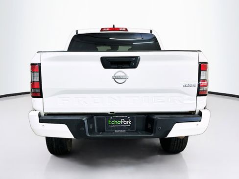 Used 2025 Nissan Frontier SV AWD/4WD image 7