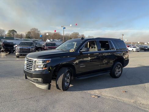 Used 2019 Chevrolet Tahoe LS image 3