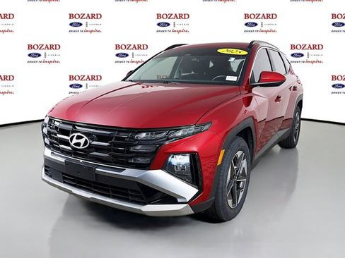 Used 2025 Hyundai Tucson SEL FWD image 4