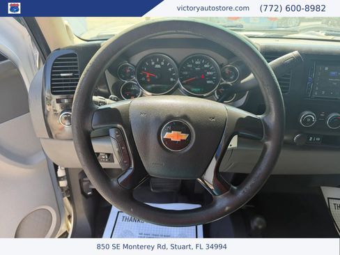 Used 2013 Chevrolet Silverado 2500 W/T AWD/4WD image 16