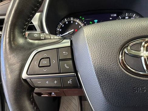 Used 2020 Toyota Highlander Platinum AWD/4WD image 17