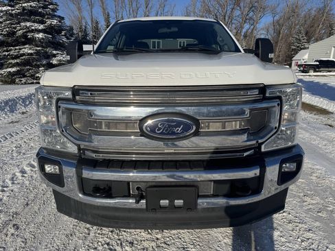 Used 2022 Ford F350 XLT w/ XLT Value Package AWD/4WD image 3