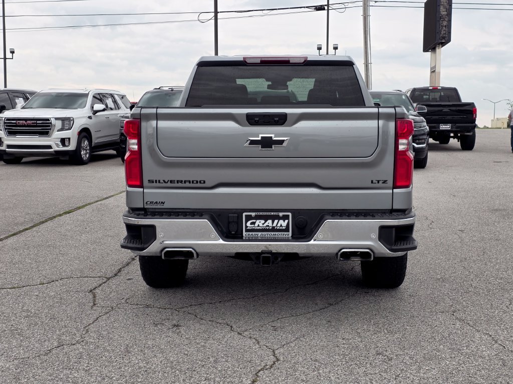 Used 2025 Chevrolet Silverado 1500 LTZ AWD/4WD image 6