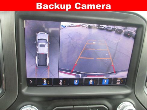 Used 2022 GMC Sierra 3500 Denali w/ Denali Ultimate Package AWD/4WD image 17