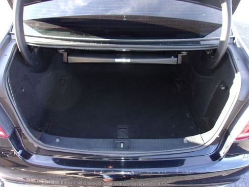 Used 2014 Mercedes-Benz E 350 Sedan image 6